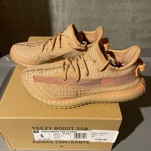 Yeezy 350 clays